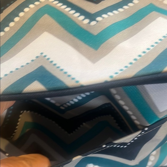 Chevron Pattern Cooler Bag - Picture 3 of 8